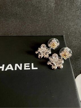 Excellent Used Condition Chanel Earrings